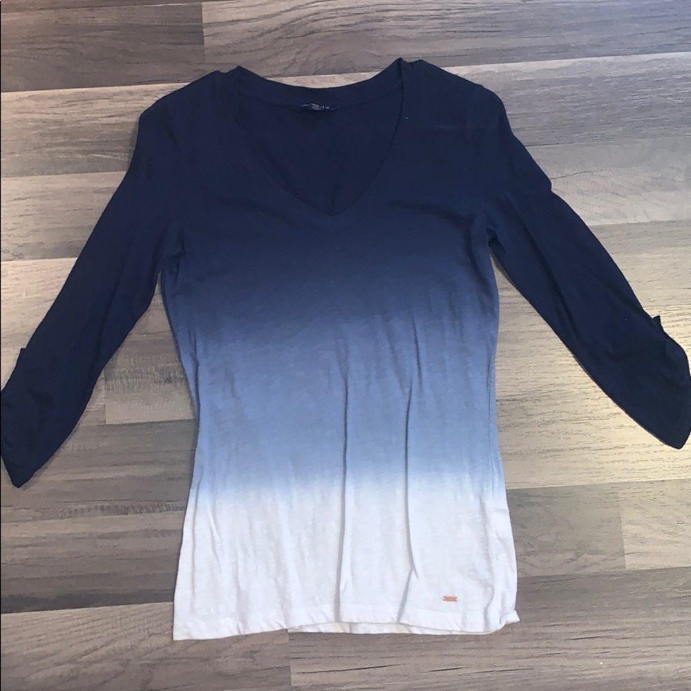 Tommy Hilfiger blue ombré 3/4 sleeve. Size XS